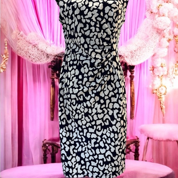 Shelby & Palmer Black and White Midi Dress - Picture 2 of 4